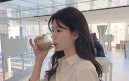 DeepSeek gợi ý: Con gái nên chọn nghề gì để vừa ổn định vừa dễ thăng tiến?