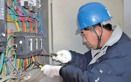 Công ty nhận hóa đơn tiền điện hơn 148 triệu đồng/tháng, giám đốc gọi thợ đến kiểm tra công tơ thì được thông báo: “Có dấu hiệu bị can thiệp”