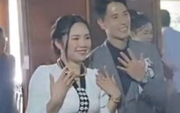 Cầu thủ nổi tiếng cưới cô gái Điện Biên, 2 năm sau cuộc sống khiến ai cũng ngưỡng mộ