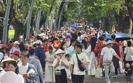 Tưng bừng mùa du lịch cuối hè