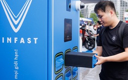 Công ty của tỷ phú Phạm Nhật Vượng triển khai mô hình nhượng quyền tủ đổi pin xe máy điện, vốn đầu tư 210 triệu đồng, thu hồi vốn sau 2,5 năm