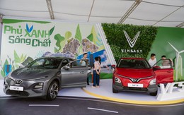 Chủ xe lời gấp đôi khi mua VF 5 lại trúng thêm VF 6