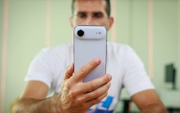 Đánh giá thật lòng về iPhone Air giá 30 triệu: Đẹp đấy, chất đấy, nhưng "bà để bà ngửi chứ bà đừng mua"