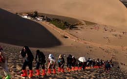 Chuyện gì đây: 2,36 tỷ lượt người di chuyển trong 8 ngày tại Trung Quốc, chính phủ thậm chí còn ủng hộ 330 triệu Nhân dân tệ