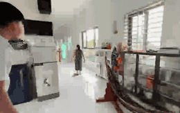 Thánh thần ơi nhà miền Tây khủng cỡ này: Càng ngắm càng như được "rửa mắt", sân thượng khéo to hơn nhà bạn!