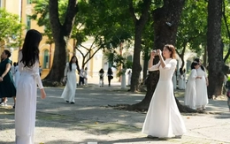 Miền Bắc nắng nóng ngày khai trường