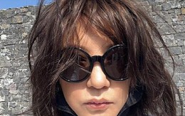 Triệu Vy khốn khổ cùng đường, nợ nần chồng chất