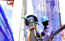 Hình ảnh căng bó cáp dây văng cầu Phước An có nhịp lớn nhất châu Á