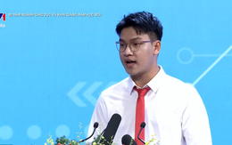 Bài phát biểu gây sốt ‘đậm màu’ công nghệ của nam sinh ĐH Bách Khoa trong lễ khai giảng chưa từng có: “Em mong muốn mình trở nên giàu có”