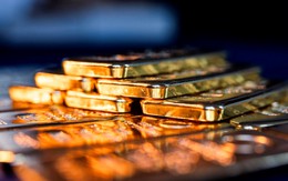 Cơn sốt từ "phố vàng" Trần Nhân Tông, Cầu Giấy cho đến Phố Wall: Điều gì khiến nơi nơi đẩy mạnh tích trữ?