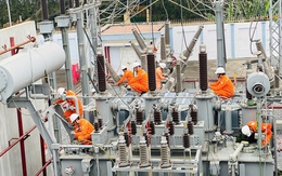 Xóa bỏ dần độc quyền trên thị trường điện