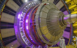 Mỹ mang "quái vật" dài 17m đến Pháp: Kỳ quan công nghệ của nhân loại sắp đón tin vui