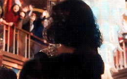 Từ cái bóng mờ nhạt trở thành Ảnh hậu quốc tế, sao nữ khiến Lưu Diệc Phi, Triệu Lệ Dĩnh bị chê cười