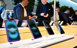 Nhân viên Apple Store lĩnh án tù vì trộm 44 chiếc iPhone