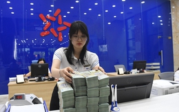 Giữ ổn định lãi suất, tỉ giá