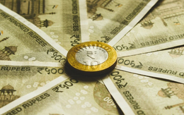 Tăng trưởng GDP đến 7,8% nhưng đồng tiền lại mất giá mạnh nhất Châu Á, chuyện gì đang diễn ra tại Ấn Độ?