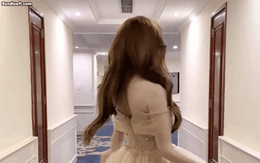 Mỹ nhân nổi tiếng nhất Mưa Đỏ: Nhan sắc mướt mắt mê hoặc 6 triệu fan, không biết khen sao cho đủ