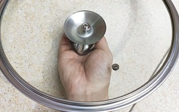 Công dụng của chiếc lỗ nhỏ trên nắp nồi inox