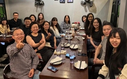 Đi họp lớp, tôi phát hiện người duy nhất vẫn đi xe buýt là lớp trưởng: Ngày hôm sau được hẹn gặp riêng, tôi chết sững!