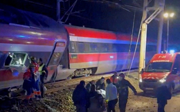 Hai tàu cao tốc đâm vào nhau ở Tây Ban Nha, ít nhất 21 người thiệt mạng