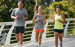 Vừa chạy bộ vừa họp với khách hàng - trào lưu mới của dân văn phòng Trung Quốc