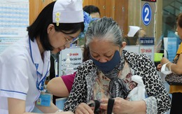 Sắp xếp các cơ sở y tế, quyền lợi BHYT của người dân TPHCM được thực hiện thế nào?