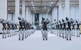 Quốc gia này lần đầu tiên làm một việc: Đưa robot hình người sang châu Âu để lắp ráp máy bay - giá trị tài sản tăng 6%