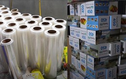 Phát hiện hàng trăm cuộn màng bọc thực phẩm giả, ghi nhãn doanh nghiệp lớn: Cách để nhận biết loại chuẩn
