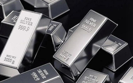 Chiều 21/1: Giá Bạc Thượng Hải hạ nhiệt sau khi lên đỉnh lịch sử, vẫn chênh hơn 9 USD so với COMEX