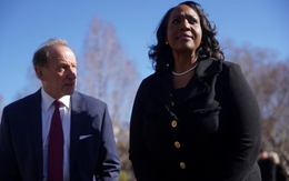 Tòa án Tối cao Mỹ phát tín hiệu giữ ‘vùng cấm’ của Fed: Thế giằng co quyền lực của ông Trump rẽ hướng