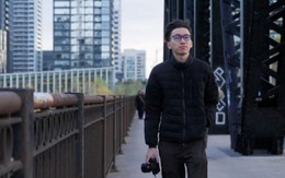 Bỏ đại học, ở nhờ trên ghế sofa, chàng trai 25 tuổi kiếm hơn 1 triệu USD/năm, giúp bố mẹ nghỉ hưu sớm