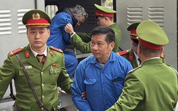 Xây toà tháp ngàn tỉ “đắp chiếu”, cựu Chủ tịch Tổng công ty Xi măng Việt Nam hầu toà