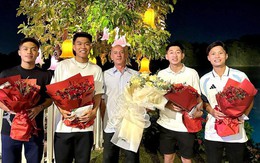 Dàn cầu thủ U23 Việt Nam vừa trở về đã làm một việc rất đáng khen ngợi