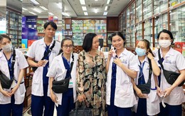 Nhân viên FPT Long Châu nhận thưởng Tết tới 127 triệu đồng