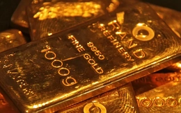 Diễn biến khác thường của vàng