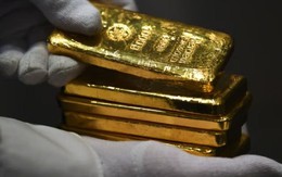 Quỹ vàng lớn nhất thế giới mua gần 6 tạ vàng trong đêm giá vàng lao dốc