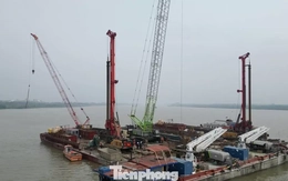 Cầu Ngọc Hồi nối Hà Nội với Hưng Yên tăng tốc thi công hai trụ cầu tháp dây văng