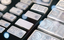 Giá bạc tăng hơn 160% trong 1 năm: Kênh trú ẩn an toàn?