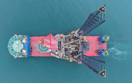 Hành trình 2 tháng rẽ sóng, vượt đại dương để hồi hương của giàn khoan tự nâng hiện đại bậc nhất Việt Nam