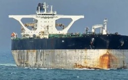 Mỹ truy đuổi tàu dầu gần Venezuela, Nga "điều tàu ngầm hộ tống"