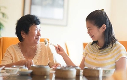 Sau trung niên mới nhận ra: Muốn gia đình không sứt mẻ, chớ dại nhắc lại 3 điều này với con cái