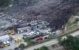 Sạt lở núi rác khổng lồ, 1 người tử vong, 38 người mất tích