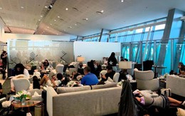 VIDEO: Cận cảnh hỗn loạn bên trong chuyến bay chở 174 người nghi bị cơ phó định cướp máy bay