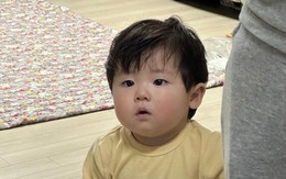 Những em bé được ông bà khen “may mắn” thường có 5 đặc điểm này