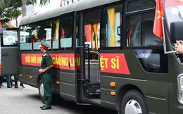 Đúng ngày 14/10, TP.HCM mời toàn bộ người dân ra đứng tại vỉa hè, cầm nhành hoa trắng để thực hiện việc làm ý nghĩa