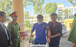 Xét xử tài xế gây tai nạn làm nữ sinh 14 tuổi tử vong: Ông nội 100 tuổi của nạn nhân đến tòa