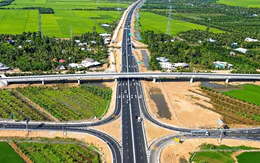 Tạm đóng cao tốc Mỹ Thuận - Cần Thơ một số khung giờ để lắp dầm cầu vượt