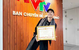 Nam MC SN 1980 từng dẫn Đường Lên Đỉnh Olympia thi trượt khối D thiếu 2 điểm, tốt nghiệp thủ khoa diễn viên rồi thi vào VTV