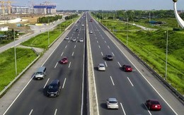 Bộ Xây dựng nói về giữ khoảng cách an toàn trên cao tốc như thế nào?