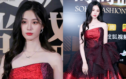 Nàng thơ bí mật sinh con cho chủ tịch showbiz lộ diện khoe dáng "như chưa từng có cuộc đi đẻ!"